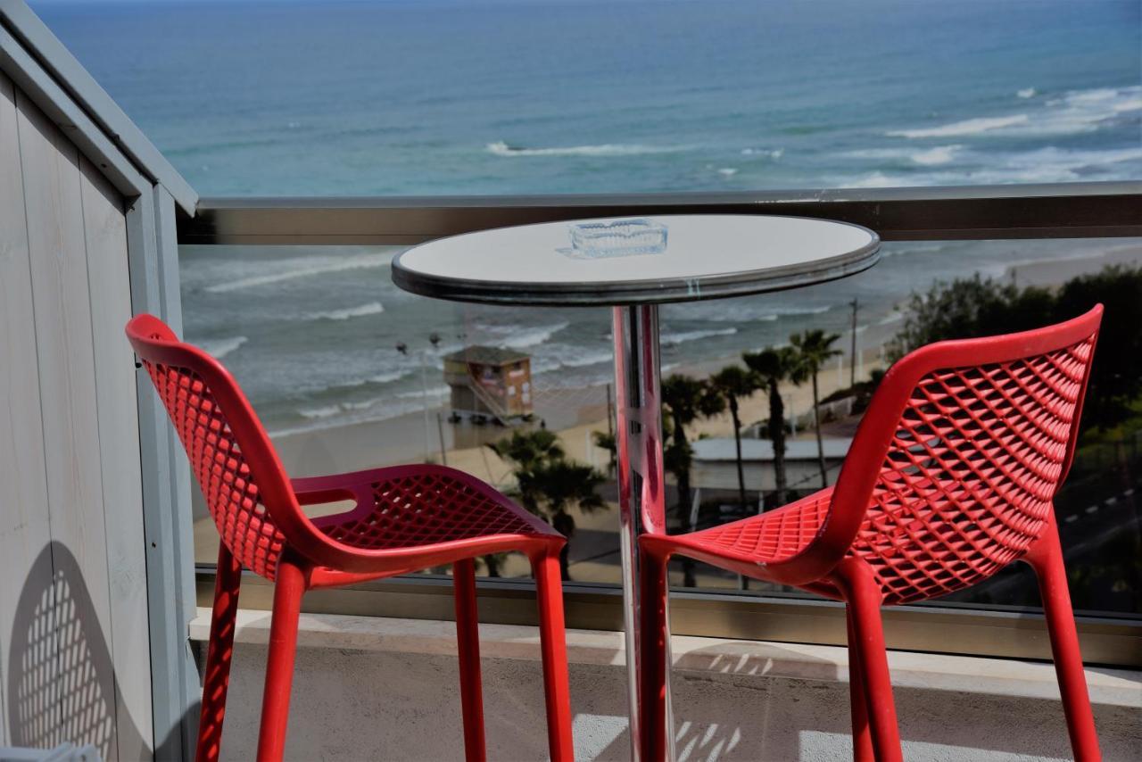 Penthouse Apartment On The Beach 巴特亚姆 外观 照片
