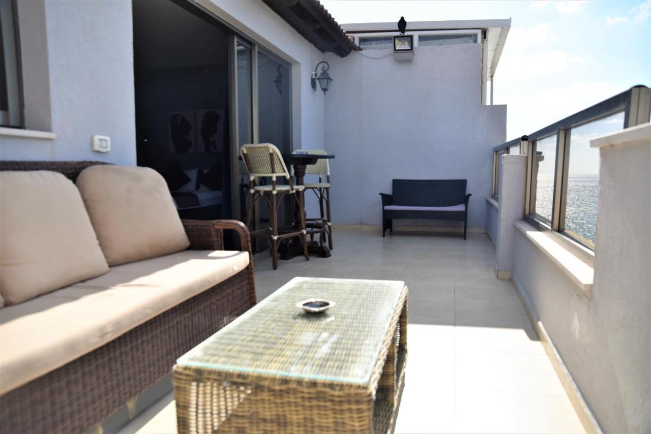 Penthouse Apartment On The Beach 巴特亚姆 外观 照片