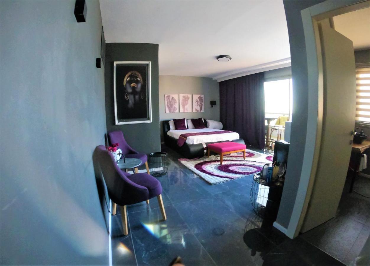 Penthouse Apartment On The Beach 巴特亚姆 外观 照片