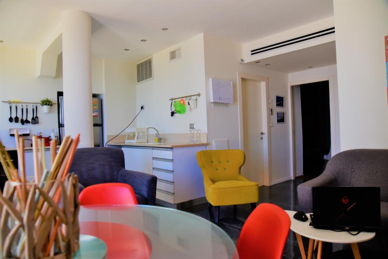Penthouse Apartment On The Beach 巴特亚姆 外观 照片
